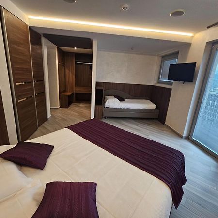 Mito Hotel Chatillon Bagian luar foto