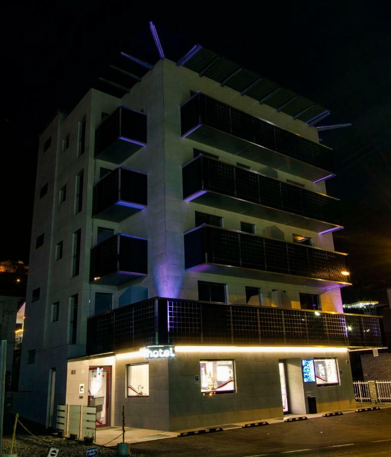 Mito Hotel Chatillon Bagian luar foto